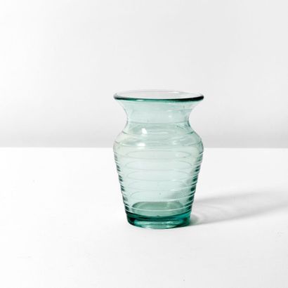 AINO AALTO (1894-1949) Finlande
Vase modèle...
