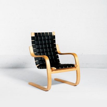 ALVAR AALTO (1898-1976) Finlande
Fauteuil...