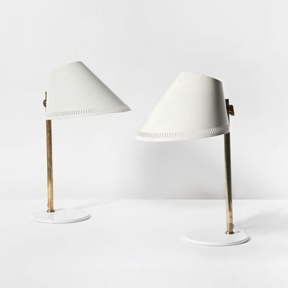 PAAVO TYNELL (1890-1973) Finlande
Paire de...