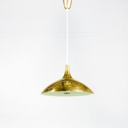 PAAVO TYNELL (1890-1973) Finlande
Suspension...