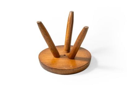 Charlotte PERRIAND (1903-1999)
Tabouret dit...