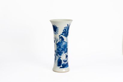China, 20th century
White porcelain horn...