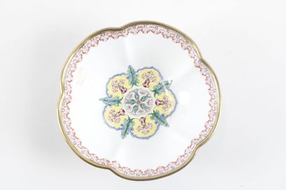 China, late Qing period, 
Two floriform cups,...