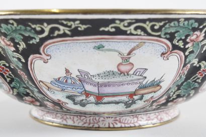 China, late Qing period, 
Two floriform cups,...