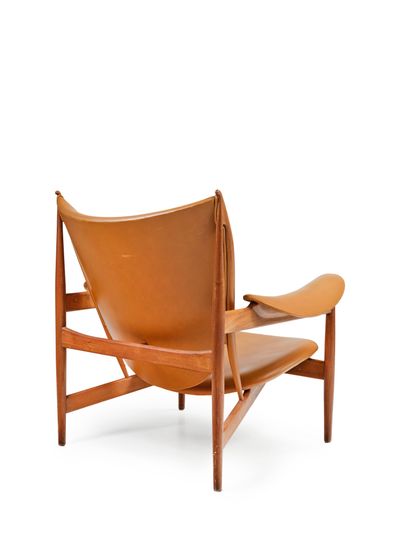 Finn JUHL (1912-1989)
Fauteuil modèle Chieftain,...