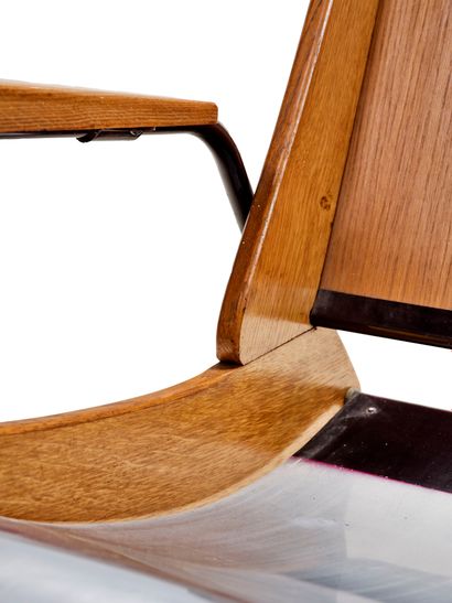 Jean PROUVÉ (1901-1984)
Rare fauteuil modèle...