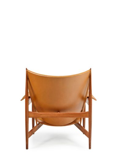 Finn JUHL (1912-1989)
Fauteuil modèle Chieftain,...