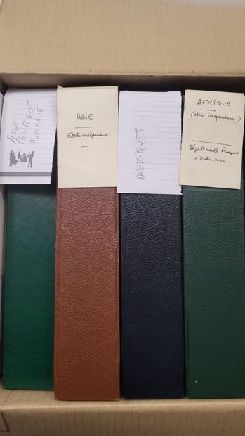 PHILATHELIE - 4 binders Former colonies,...