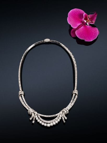 Articulated necklace in 750 white gold and...