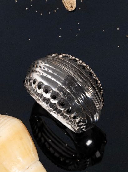 LALIQUE
