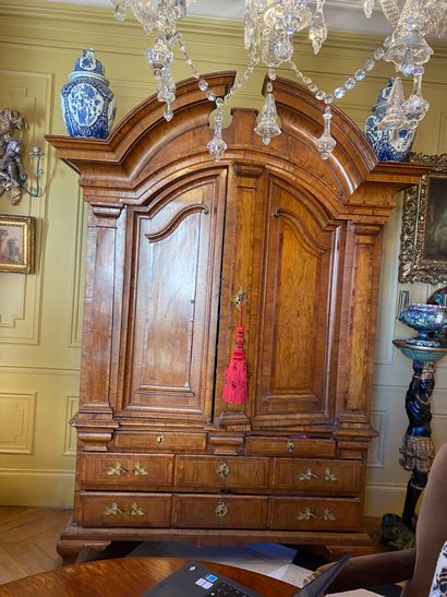 Two-part dresser with an upper part opening...
