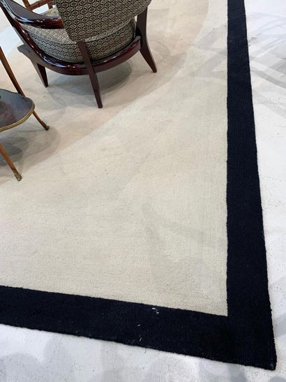 Modern cream carpet with geometric design...