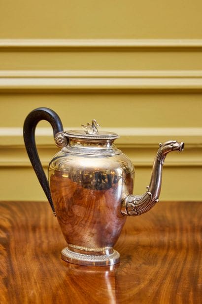 Théière en argent (925/1000), décor de frise...