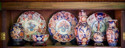 Japan, circa 1900
Imari porcelain set including:...