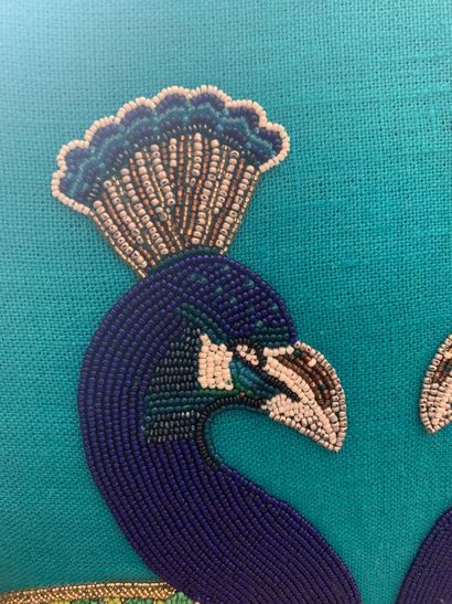 Réunion de coussins comprenant :
- un coussin...