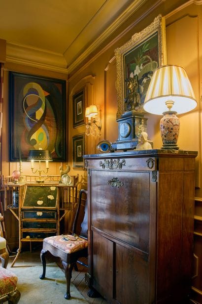 BUREAU