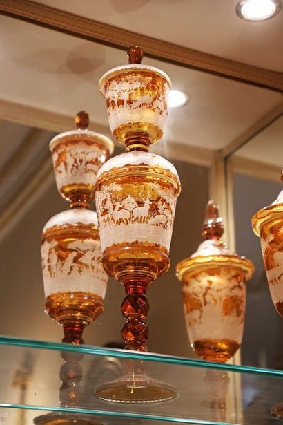 Double-bodied, lidded vase on a pedestal,...
