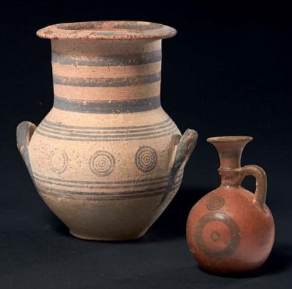 VASES CHYPRIOTES. Lot composé d'un pichet...