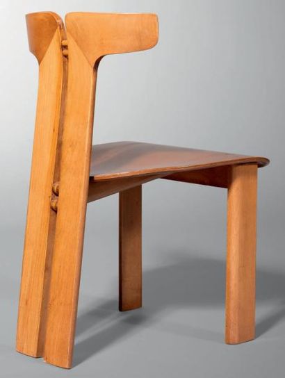 Pierre CARDIN (Né en 1922)
Suite de six chaises...