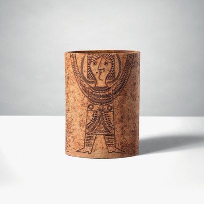 Jean DERVAL (1925-2010)
Vase modèle «Femme»...