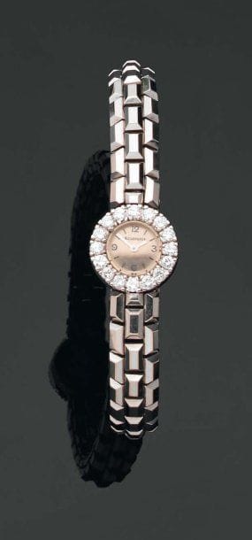 BOUCHERON. Années 1960. Originale MONTRE-BRACELET...