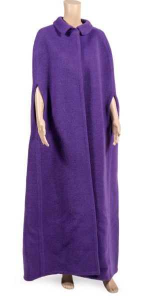 GUY LAROCHE HAUTE COUTURE CIRCA 1965
Cape...