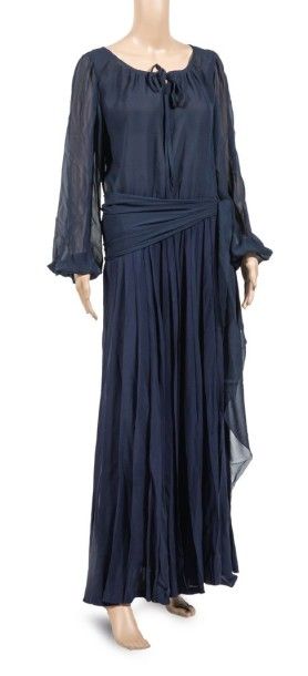 YVES SAINT LAURENT HAUTE COUTURE CIRCA 1976/1978
Robe...