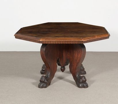 * TABLE en noyer à plateau octogonal et piétement...