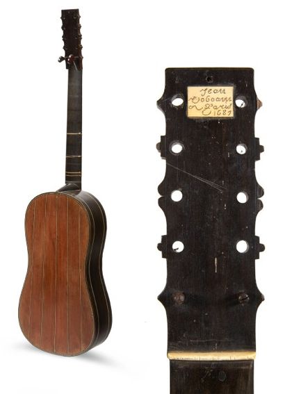GUITARE BAROQUE FABRIQUÉE EN 1681 PAR LE...