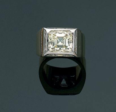 From a collection. Cartier. Années 1950 Bague...