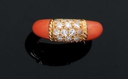 Property of a gentleman. Van Cleef & Arpels....