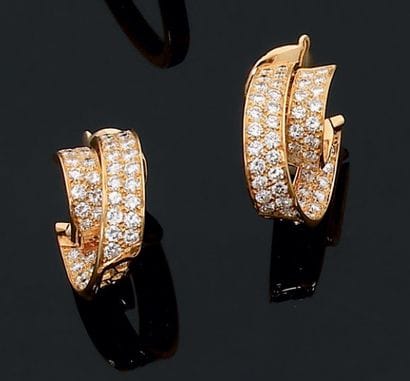 Property of a lady. Van Cleef & Arpels Paire...