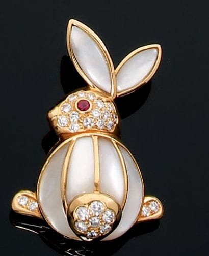 Property of a lady. Van Cleef & Arpels. Série...