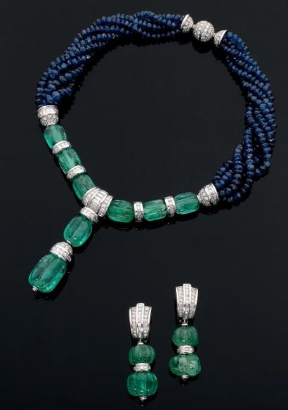 Property of a lady. Parure de cabochons d'émeraudes...