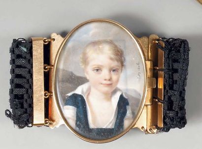 Bracelet en cheveux tressés, le fermoir en...