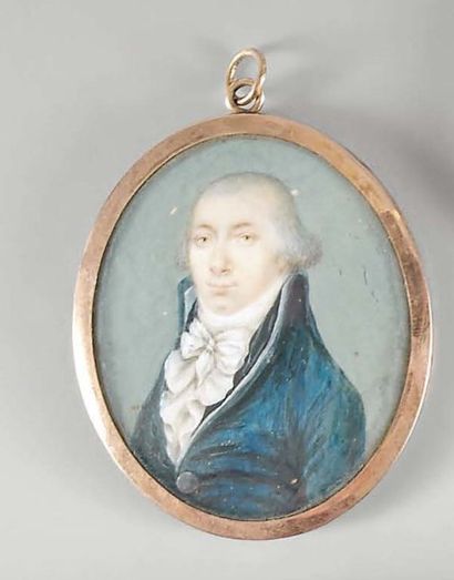Miniature ovale : Portrait d'homme à la redingote...