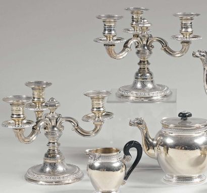 Puif orcat, Années 1950. Paire de Flambe...