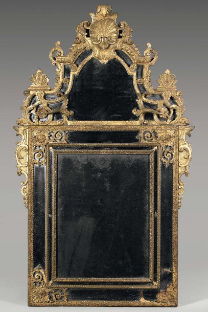 Miroir a fronton à double encadrement en...