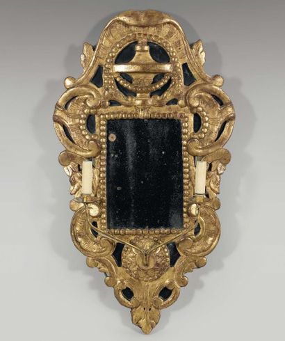 Miroir à double encadrement de forme mouvementée...