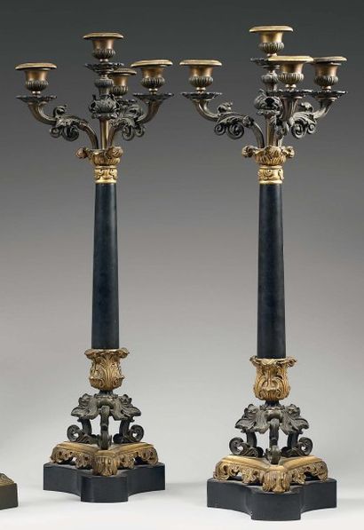 Paire de candelabres à quatre lumières en...