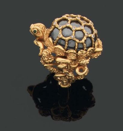 CARTIER. Années 1960.
RARE BAGUE en forme...