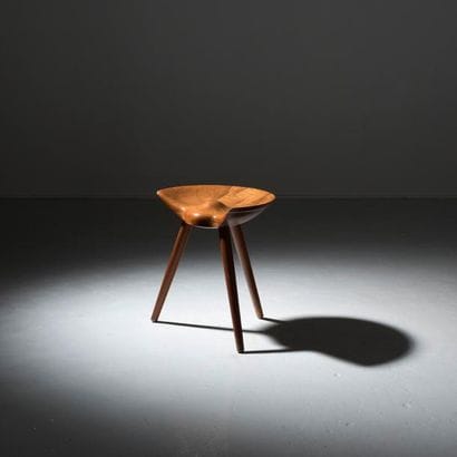 MOGENS LASSEN (1901-1987)

Tabouret tripode...
