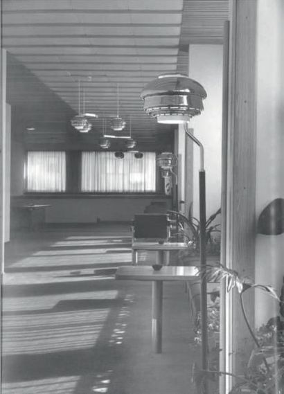 ALVAR AA LTO (1898-1975)

Lampadaire modèle...