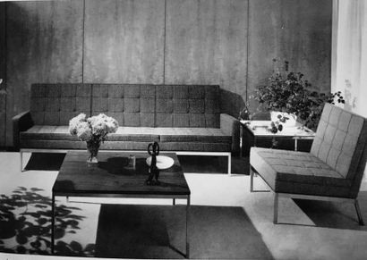 FLORENCE KNOLL (NÉE EN 1917)

Paire de tables...