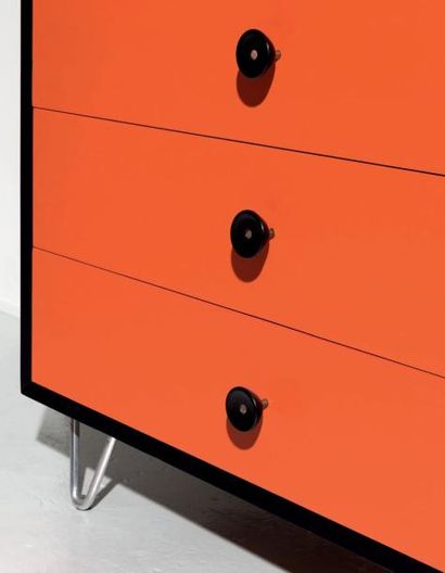 GEORGE NELSON (1908-1986)

Paire de commodes...