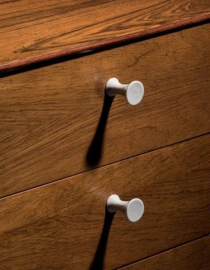 GEORGE NELSON (1908-1986)

Commode «Thin...