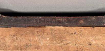 EXCEPTIONNEL BUREAU PLAT en vernis européen...