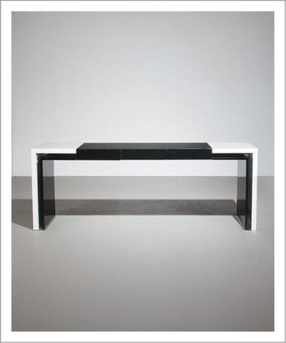 MICHEL BOYER (1935-2011)
Console
Inox poli...