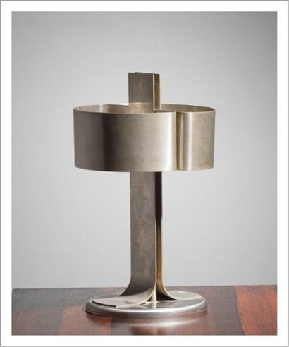 SABINE CHAROY
Lampe de table modèle «Pingouin»
Métal...
