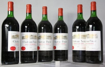 6 MAGNUMS CHÂTEAU PAVIE GCC ST. EMILION 1975
Caisse...